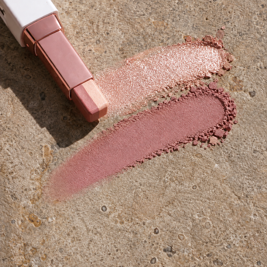 Fast and easy eyeshadow application